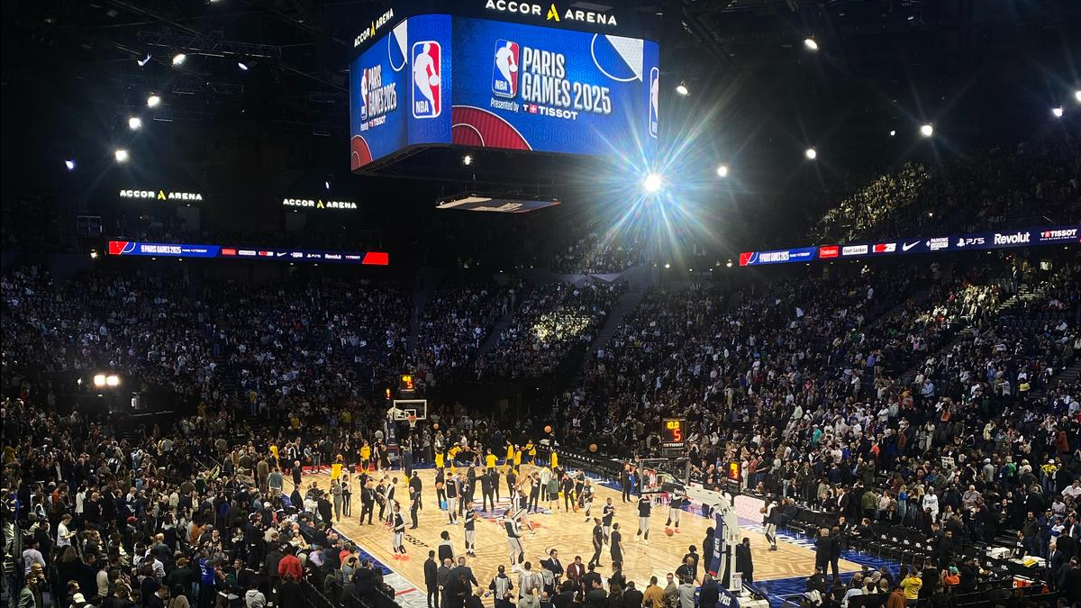 Wembanyama dal vivo e lo spettacolo di NBA Paris Games 2025: il nostro viaggio a Parigi